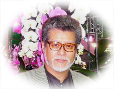 鑑定士 李 兆迅 老師